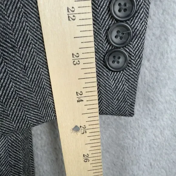 Joseph & Feiss Jacket Men 43R Gray Herringbone Blazer Lambs Wool Gold Sport Coat